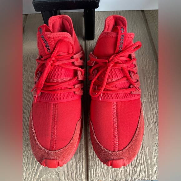 ADIDAS TUBULAR RADIAL - Picture 1 of 16